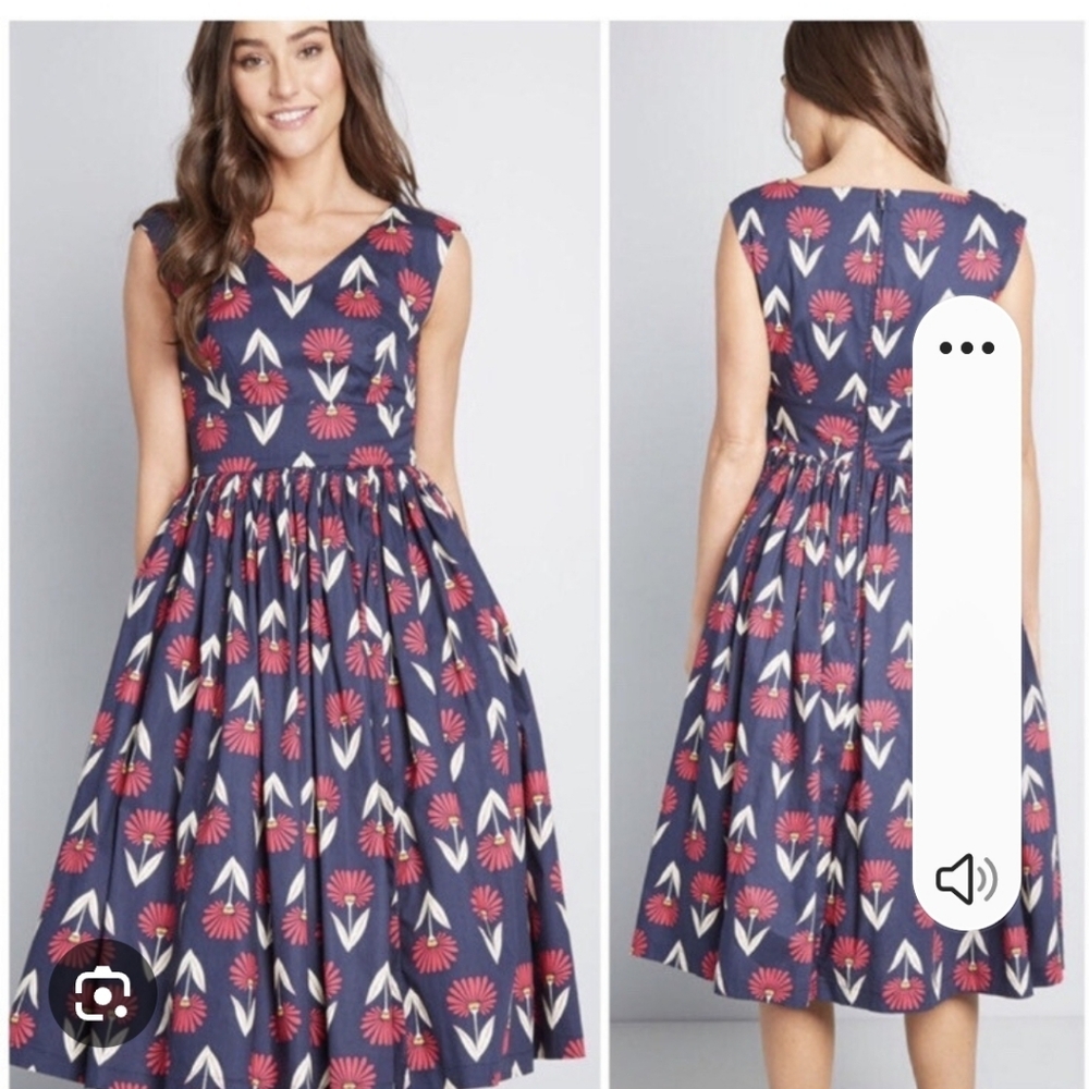 Modcloth Elegant Vintage Inspired Navy Floral Dress